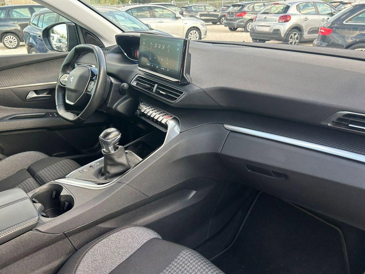 Peugeot 3008 BlueHDi 130 S&S Active (8)