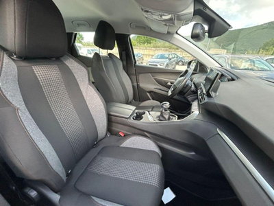 Peugeot 3008 BlueHDi 130 S&S Active (9)