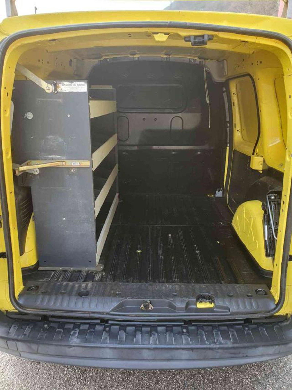 Renault Kangoo 1.5 dCi 110CV F.AP. 5 porte Tom Tom (4)