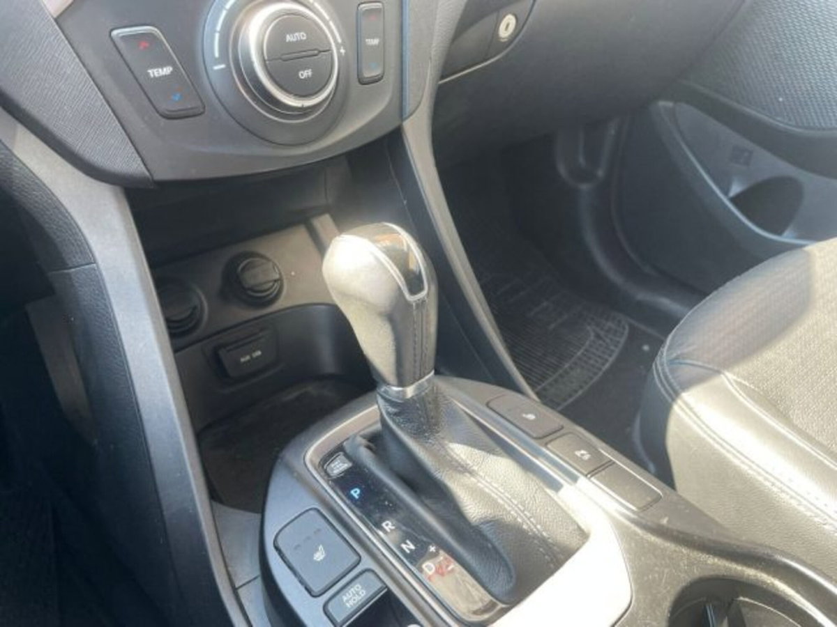 Hyundai Santa Fe 2.2 CRDi VGT 4WD Style (16)