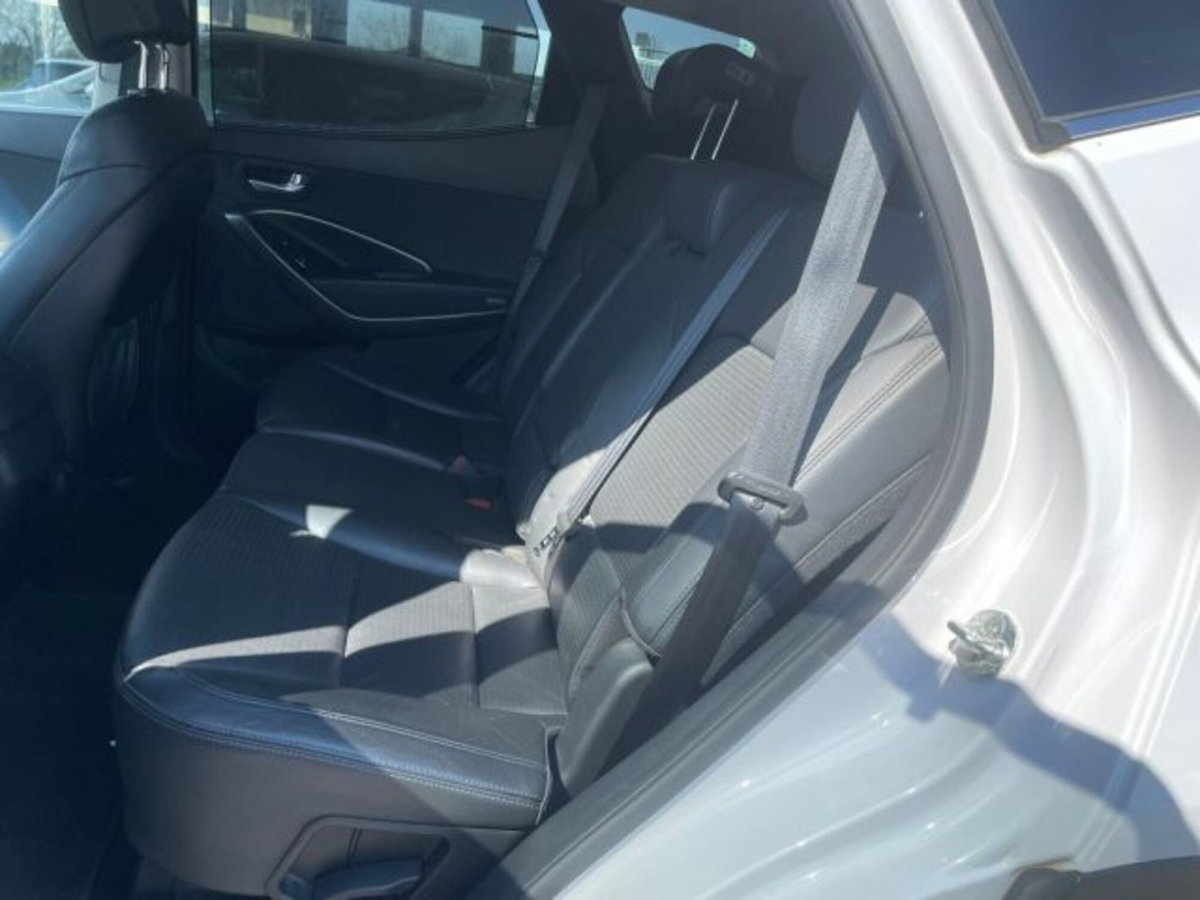 Hyundai Santa Fe 2.2 CRDi VGT 4WD Style (9)