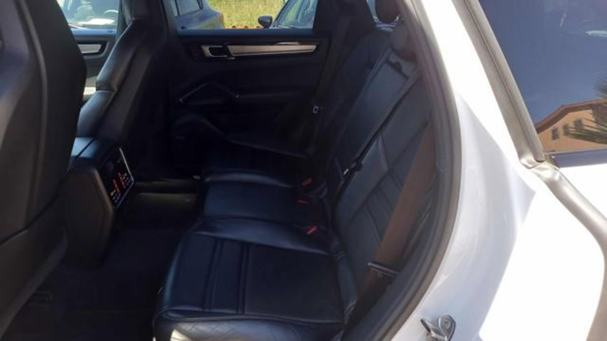 Porsche Cayenne 3.0 V6 (12)