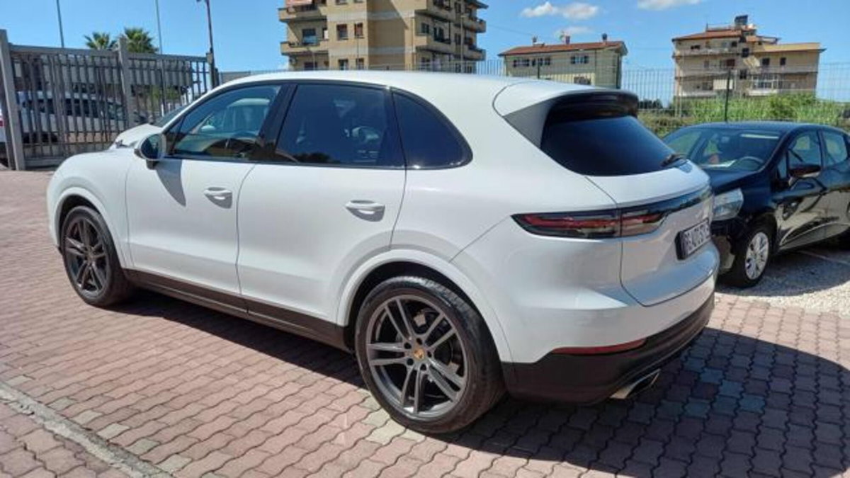Porsche Cayenne 3.0 V6 (4)