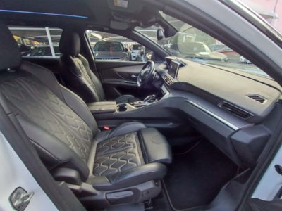 Peugeot 5008 BlueHDi 180 S&S EAT8 GT Pack (11)