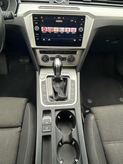 Volkswagen Passat Variant 1.6 TDI SCR DSG Business BMT (10)