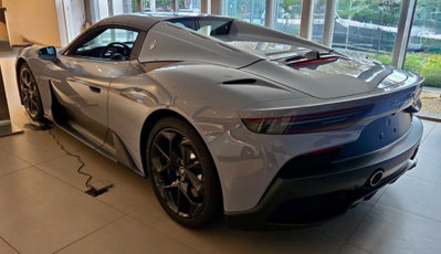 Maserati MC20 3.0 V6 GT2Stradale 640cv rwd auto (7)