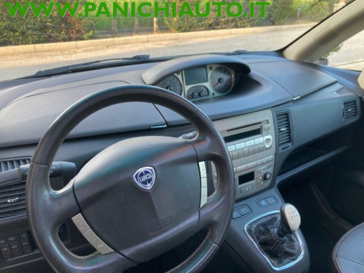 Lancia Musa 1.4 Platino Ecochic GPL (15)