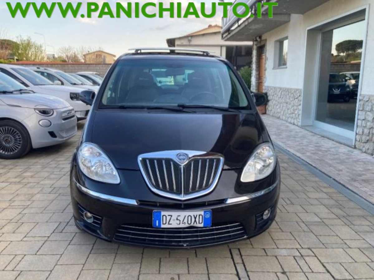 Lancia Musa 1.4 Platino Ecochic GPL (4)