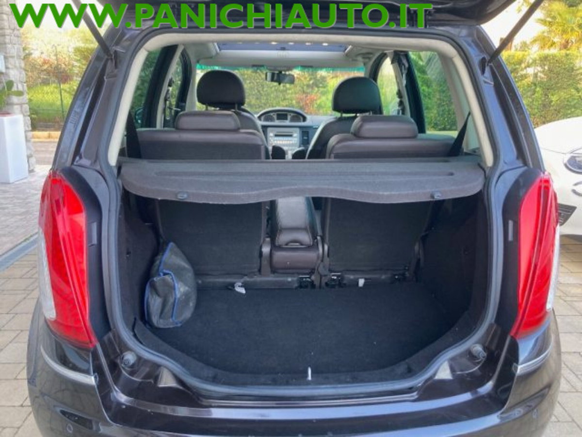 Lancia Musa 1.4 Platino Ecochic GPL (9)