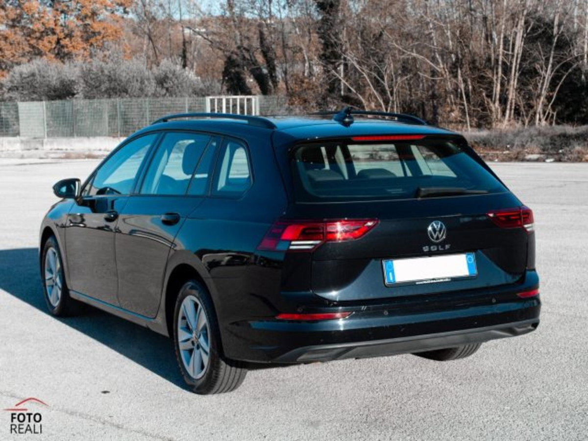 Volkswagen Golf Variant 2.0 tdi Life 115cv (17)