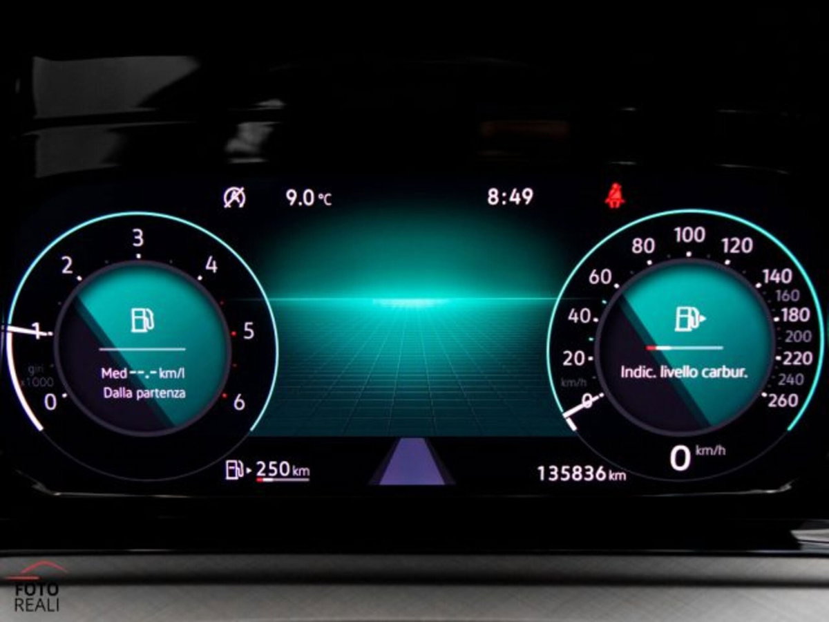 Volkswagen Golf Variant 2.0 tdi Life 115cv (12)