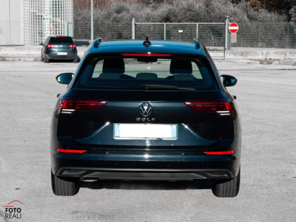 Volkswagen Golf Variant 2.0 tdi Life 115cv (5)