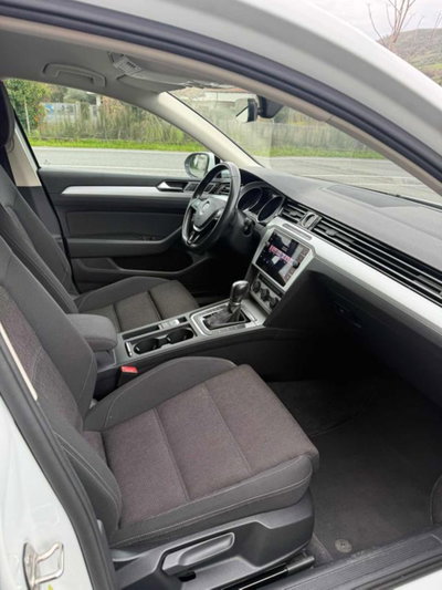 Volkswagen Passat Variant 1.6 TDI SCR DSG Business BMT (13)