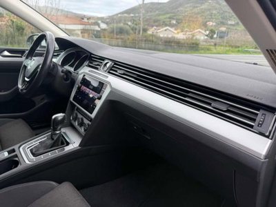 Volkswagen Passat Variant 1.6 TDI SCR DSG Business BMT (15)