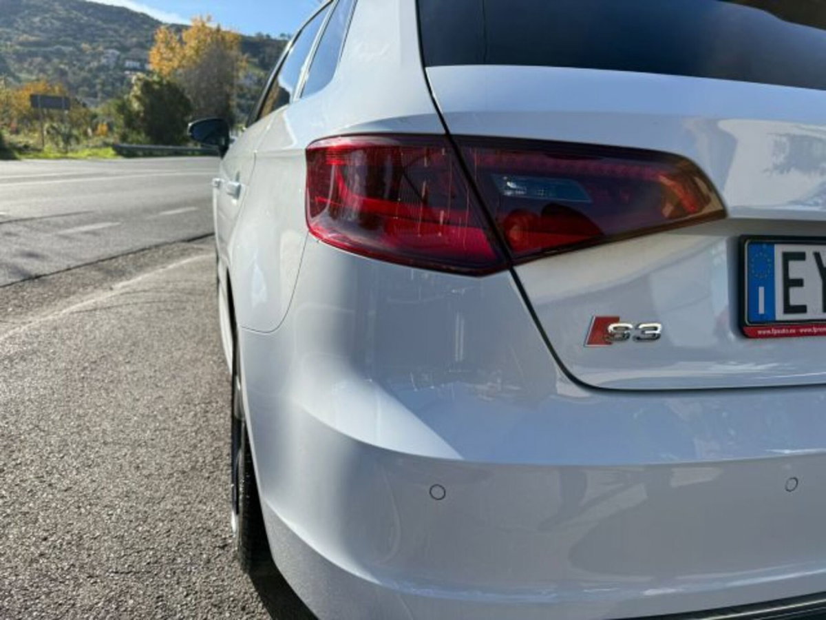 Audi S3 Sportback 2.0 TFSI quattro S tronic (9)