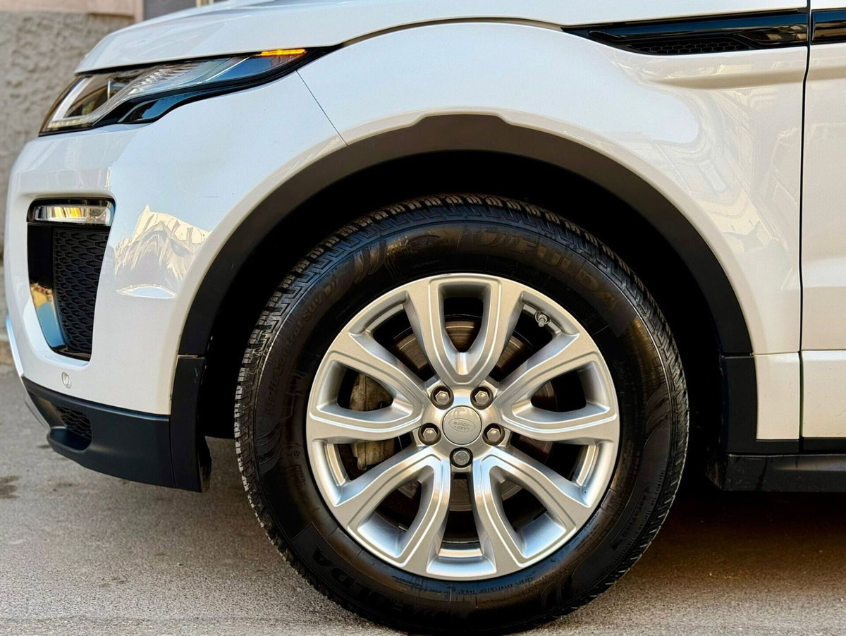 Land Rover Range Rover Evoque 2.0 TD4 150 CV 5p. SE Dynamic (9)
