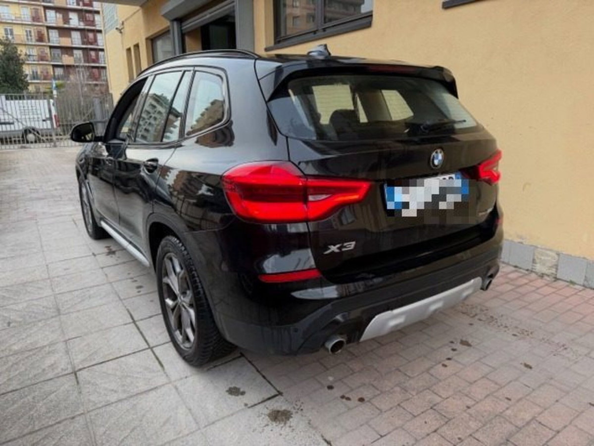 BMW X3 sDrive18d 48V xLine (6)