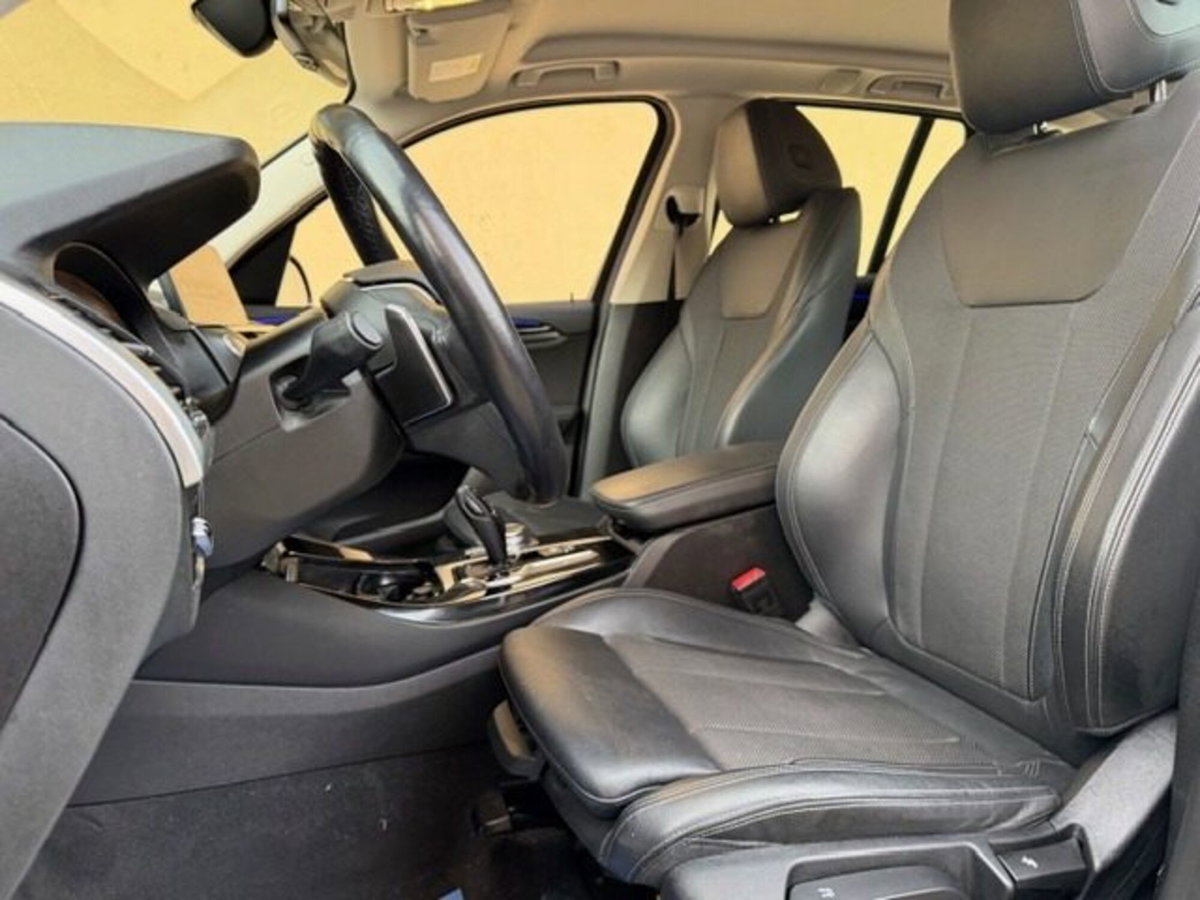 BMW X3 sDrive18d 48V xLine (9)