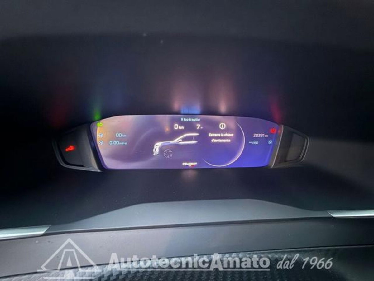 Peugeot 2008 PureTech 100 S&S Allure Pack (10)