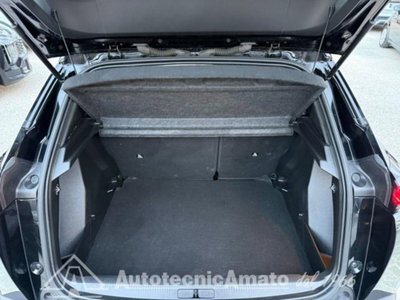 Peugeot 2008 PureTech 100 S&S Allure Pack (15)