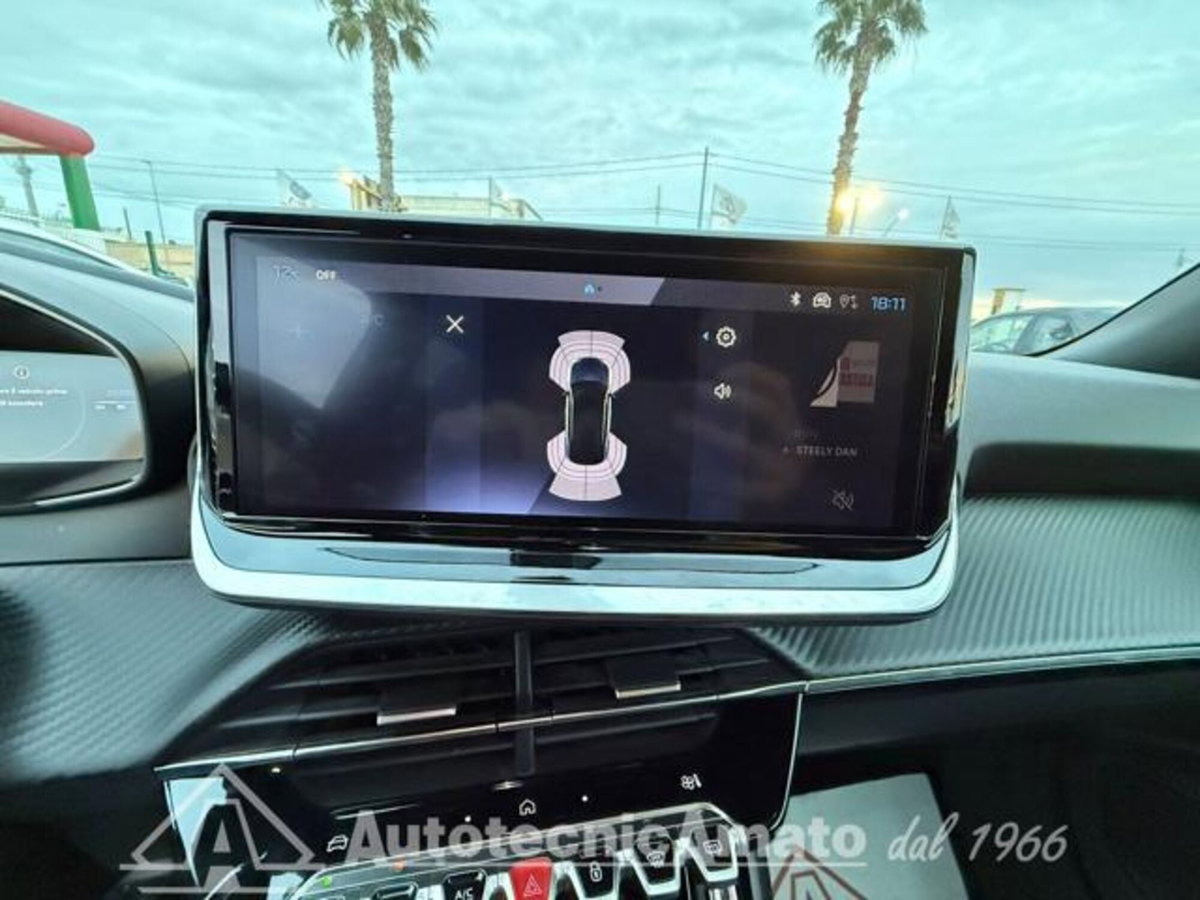 Peugeot 2008 PureTech 100 S&S Allure Pack (9)