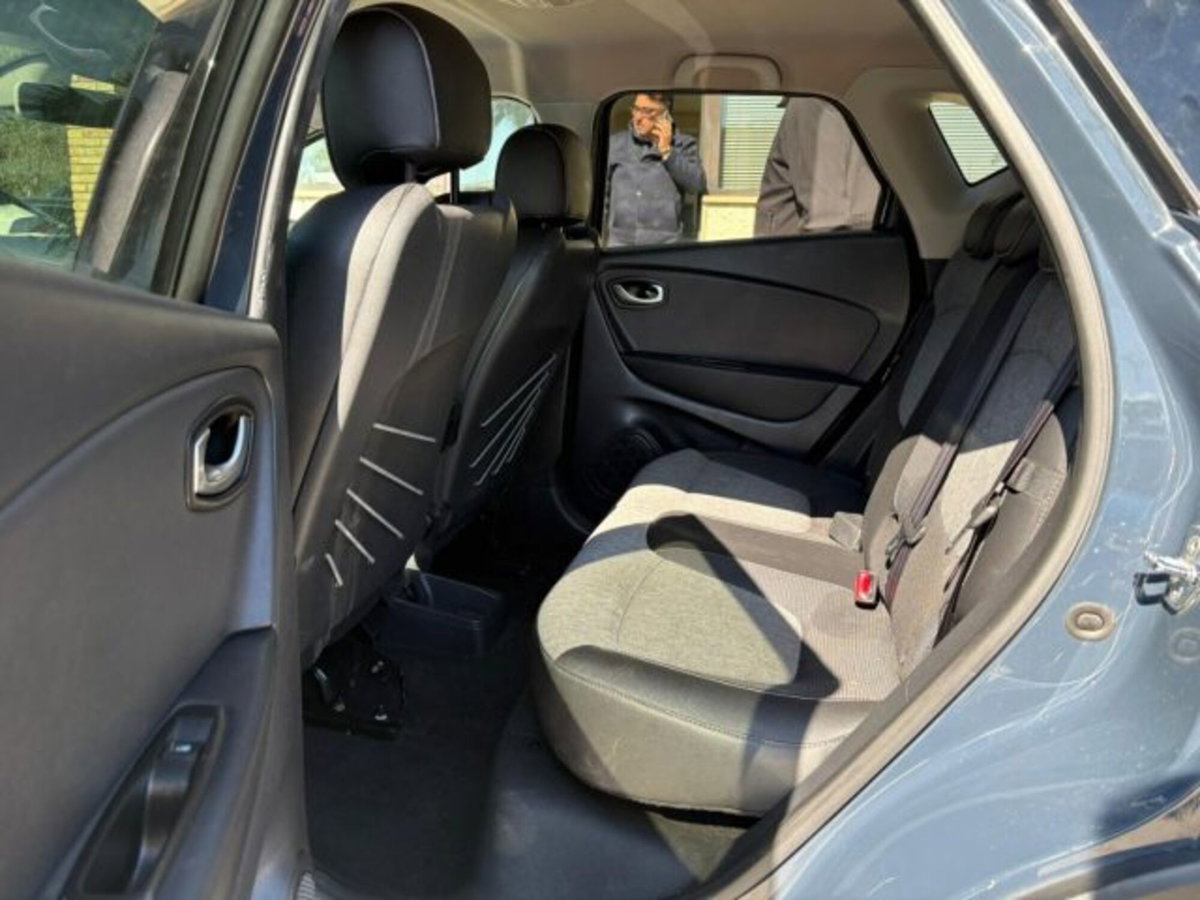 Renault Captur dCi 8V 90 CV EDC Start&Stop Sport Edition (8)