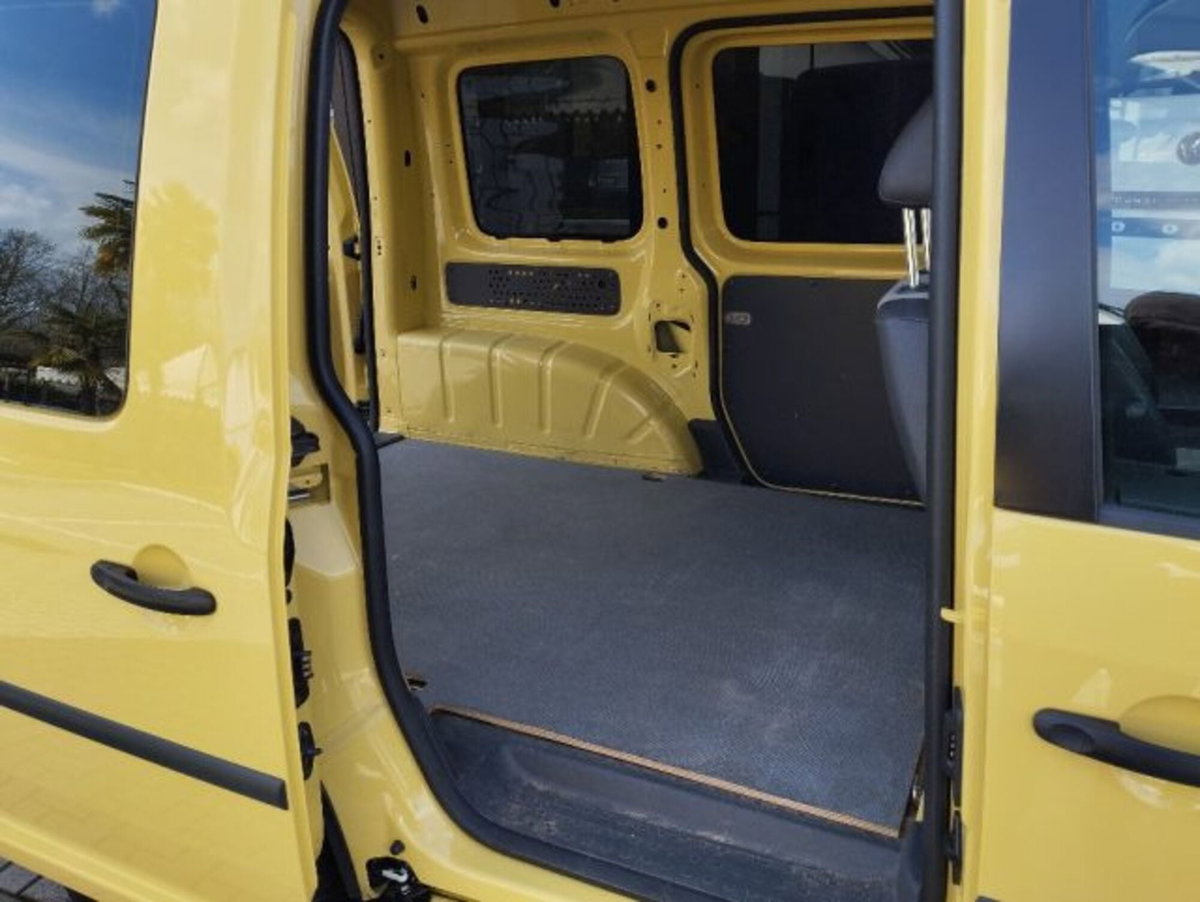 Volkswagen Veicoli Commerciali Caddy 1.6 TDI 102 CV 4p. Kombi (12)