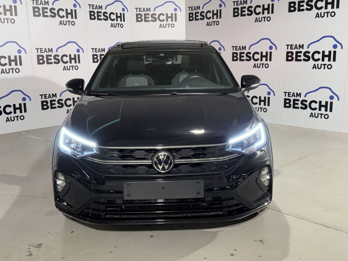 Volkswagen Taigo 1.0 TSI 110 CV R-Line (4)