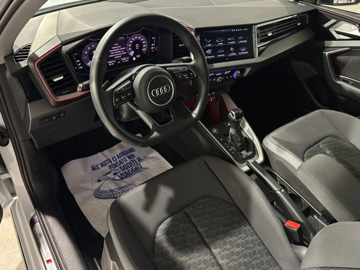 Audi A1 Sportback 30 TFSI S tronic Identity Black (5)