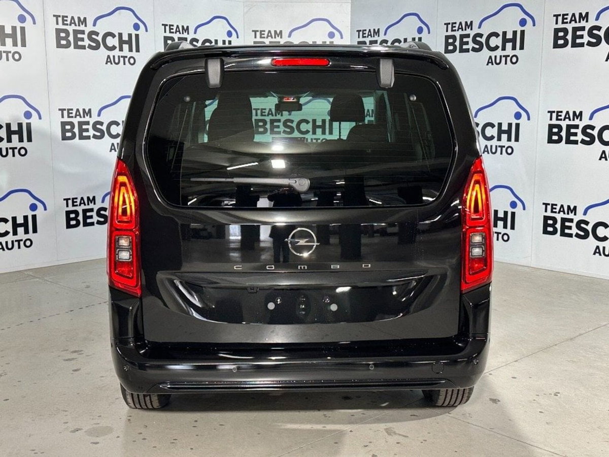 Opel Combo Life 1.5D 130 S&S MT6 Elegance XL 7 Posti (10)