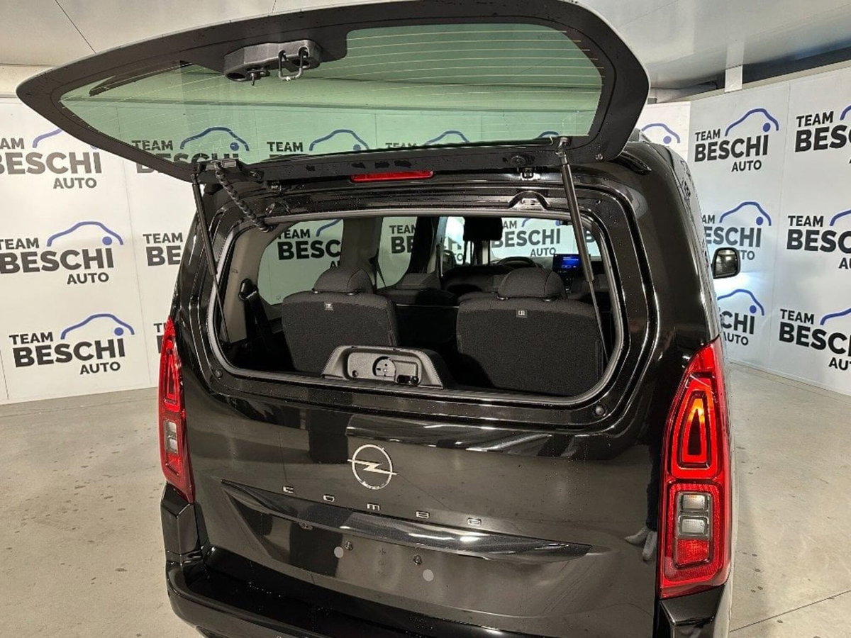 Opel Combo Life 1.5D 130 S&S MT6 Elegance XL 7 Posti (16)