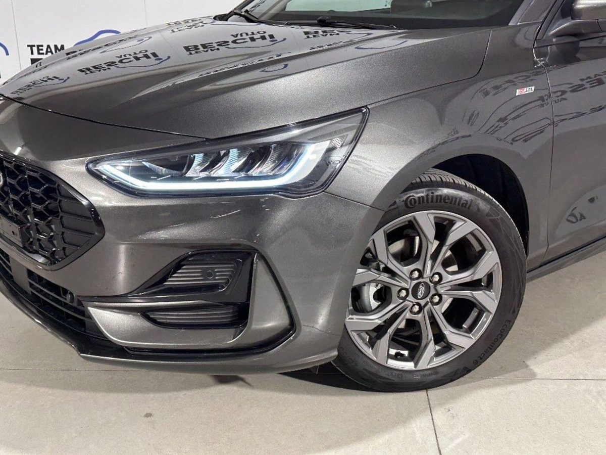 Ford Focus 1.0 EcoBoost Hybrid 125 CV Power. 5p. ST-Line Design (14)