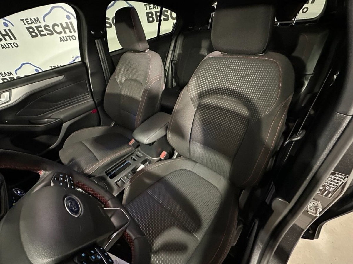 Ford Focus 1.0 EcoBoost Hybrid 125 CV Power. 5p. ST-Line Design (7)