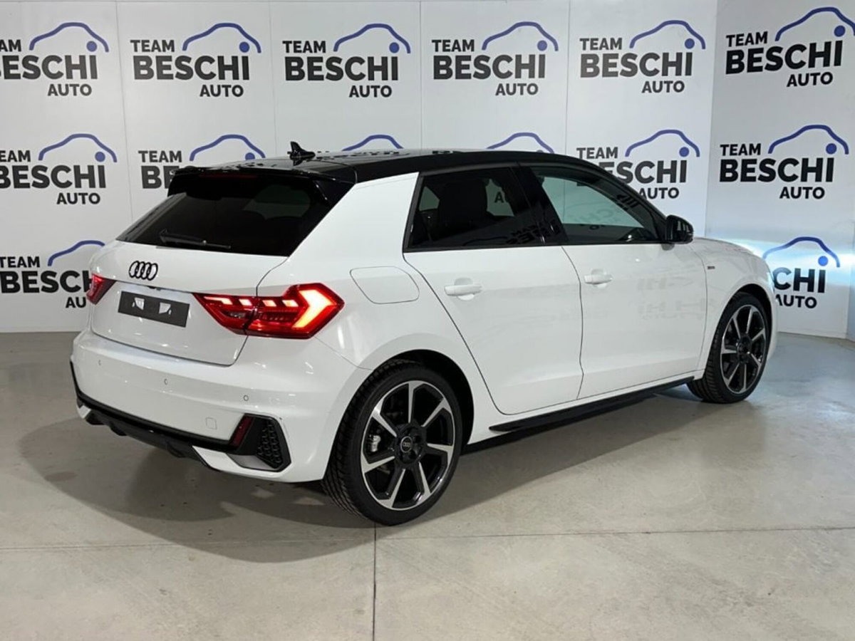 Audi A1 Sportback 30 TFSI S tronic Identity Black (4)