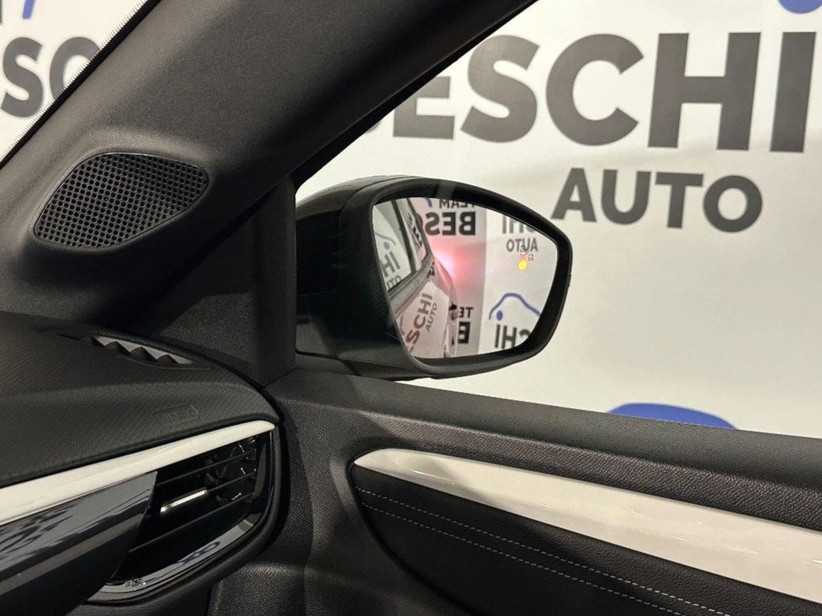 Opel Corsa 1.2 100 CV GS Line (10)