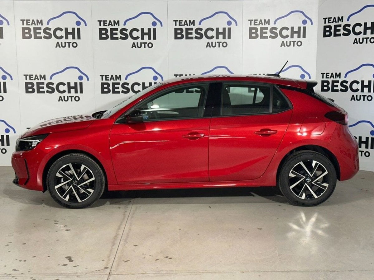 Opel Corsa 1.2 100 CV GS Line (4)