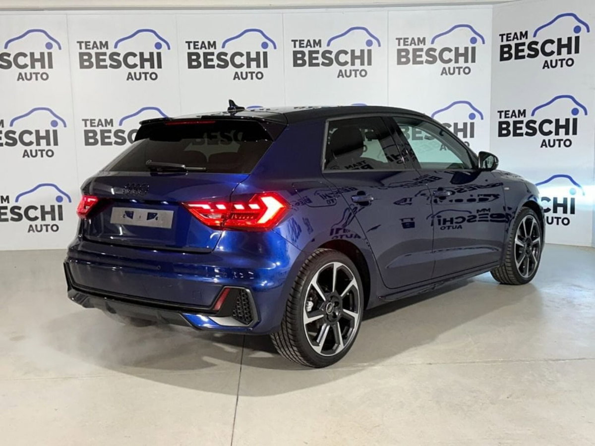 Audi A1 Sportback 30 TFSI S tronic Identity Black (10)