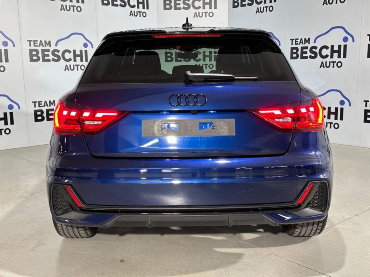 Audi A1 Sportback 30 TFSI S tronic Identity Black (11)