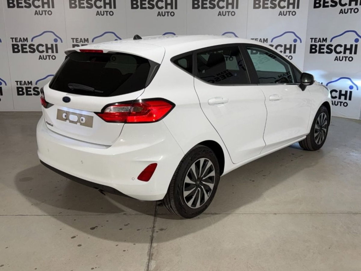 Ford Fiesta 1.1 75 CV 5 porte Titanium (3)