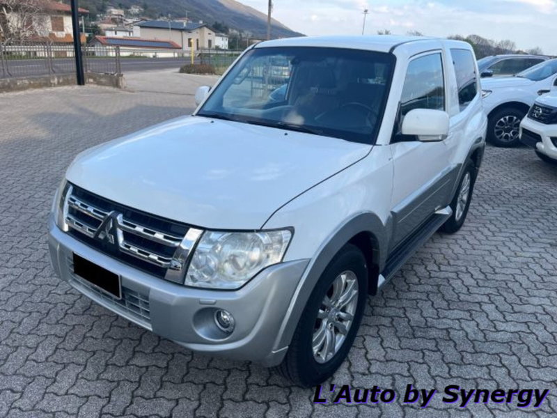 Mitsubishi Pajero 3.2 DI-D 16V aut. 3p. Instyle DPF