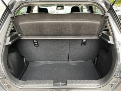 Suzuki Swift 1.2h Top 2wd (12)
