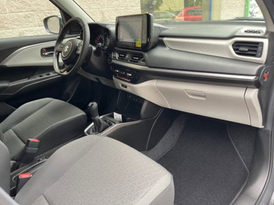 Suzuki Swift 1.2h Top 2wd (15)