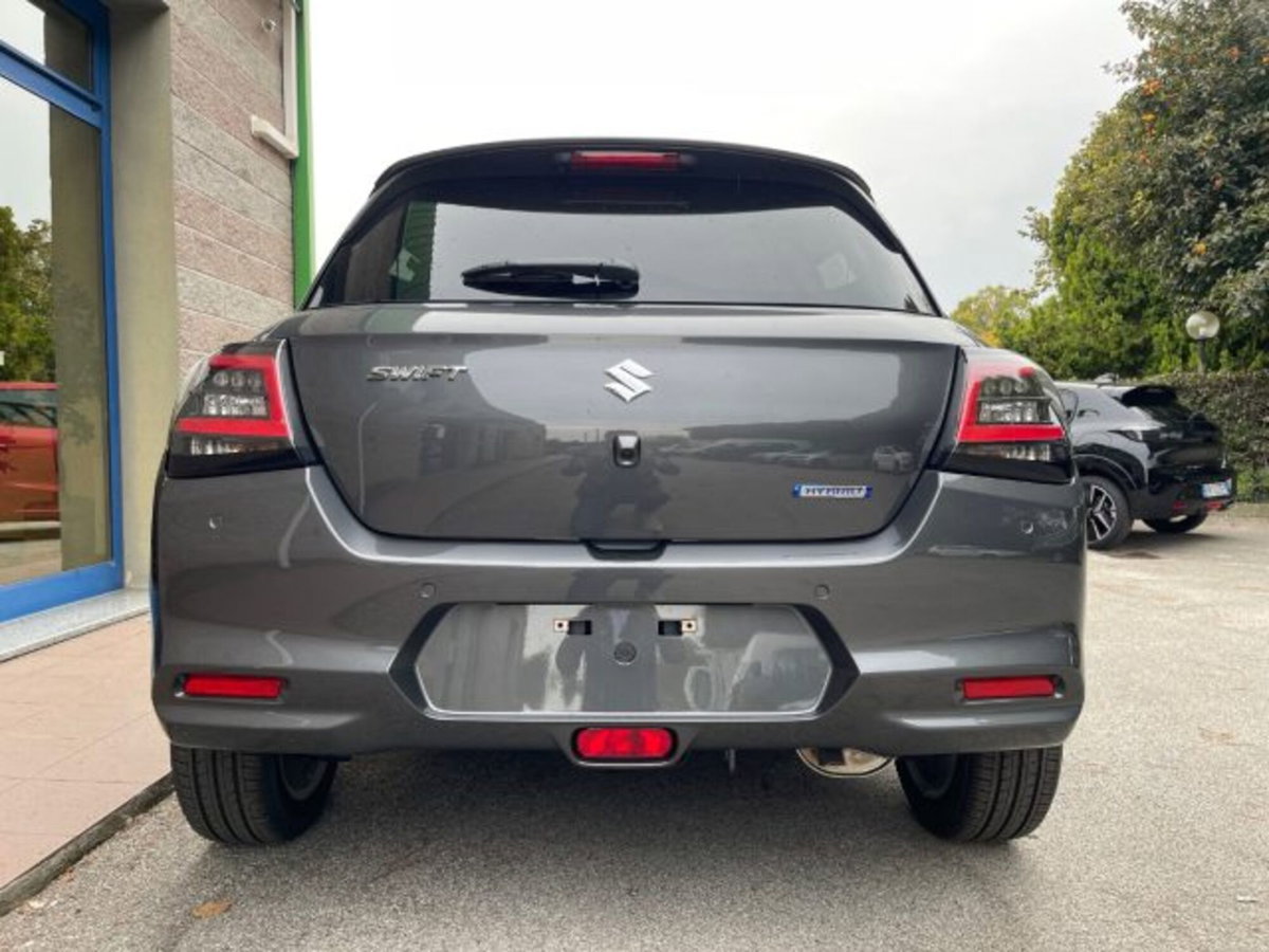Suzuki Swift 1.2h Top 2wd (5)