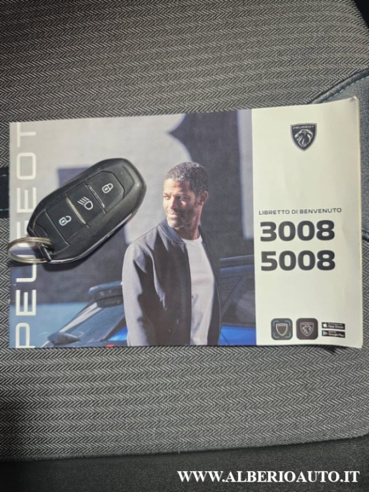 Peugeot 3008 BlueHDi 130 S&S EAT8 Allure Pack (18)