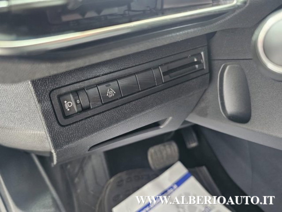 Peugeot 3008 BlueHDi 130 S&S EAT8 Allure Pack (19)