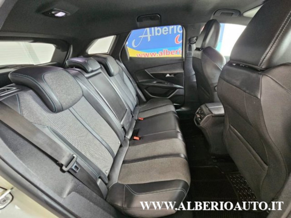 Peugeot 3008 BlueHDi 130 S&S EAT8 Allure Pack (8)