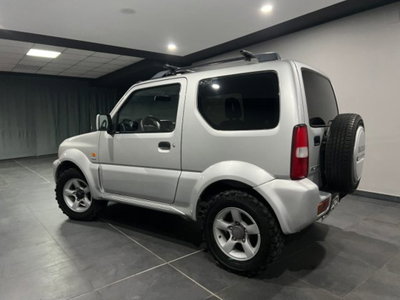Suzuki Jimny 1.5 DDiS cat 4WD JLX Più (4)