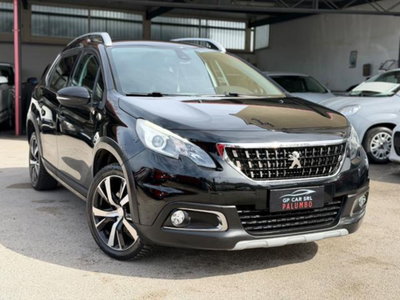 Peugeot 2008 120 EAT6 S&S Black Matt (3)