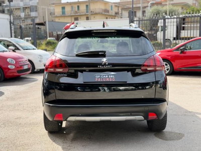 Peugeot 2008 120 EAT6 S&S Black Matt (8)