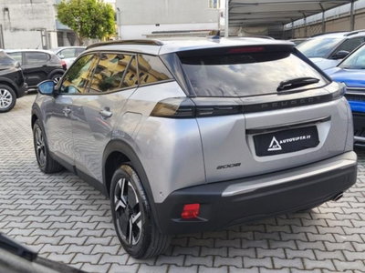 Peugeot 2008 BlueHDi 130 S&S EAT8 Allure Pack (4)